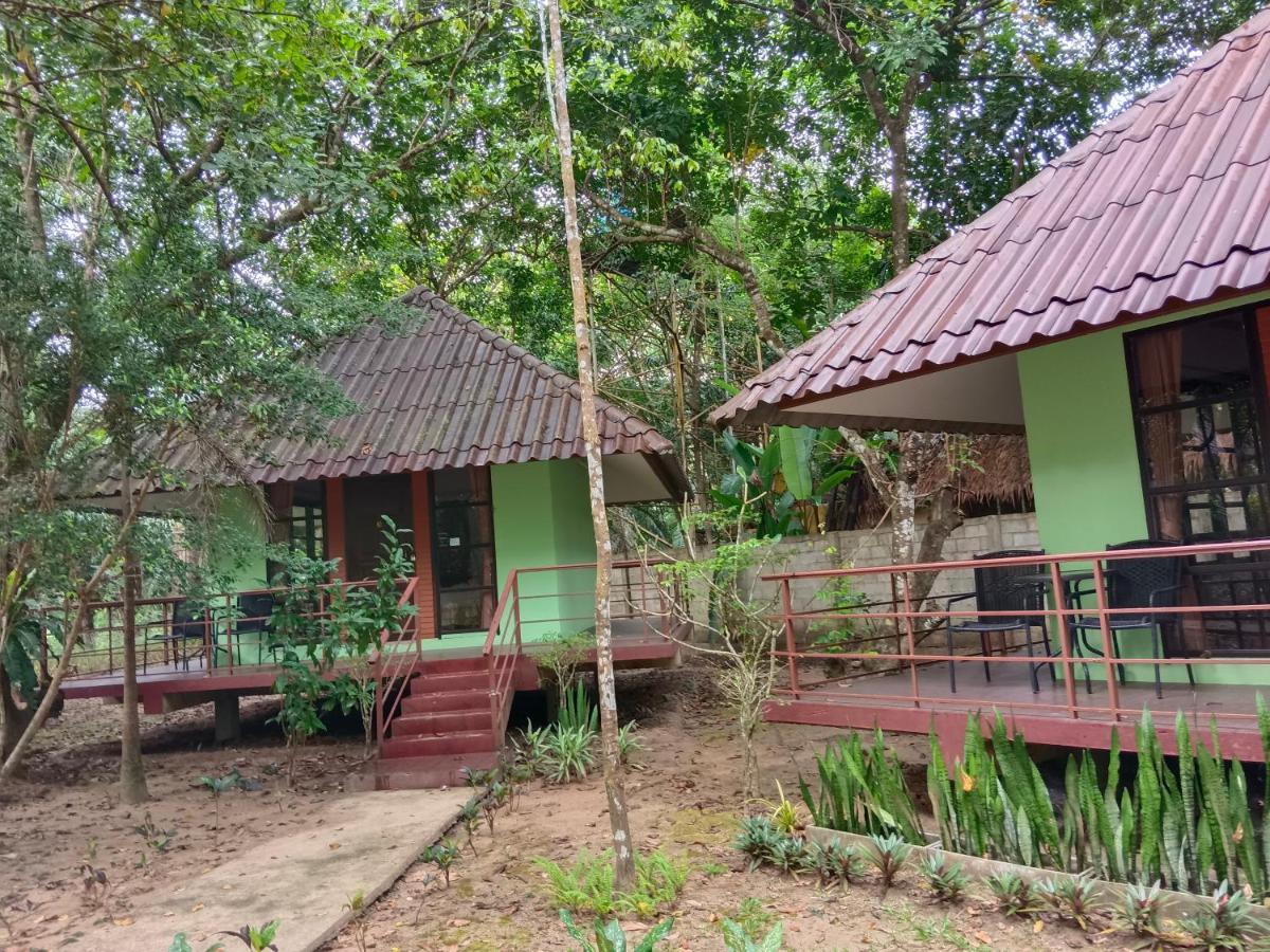 Khao Sok River & Jungle Bungalow Khao Sok National Park Exterior photo