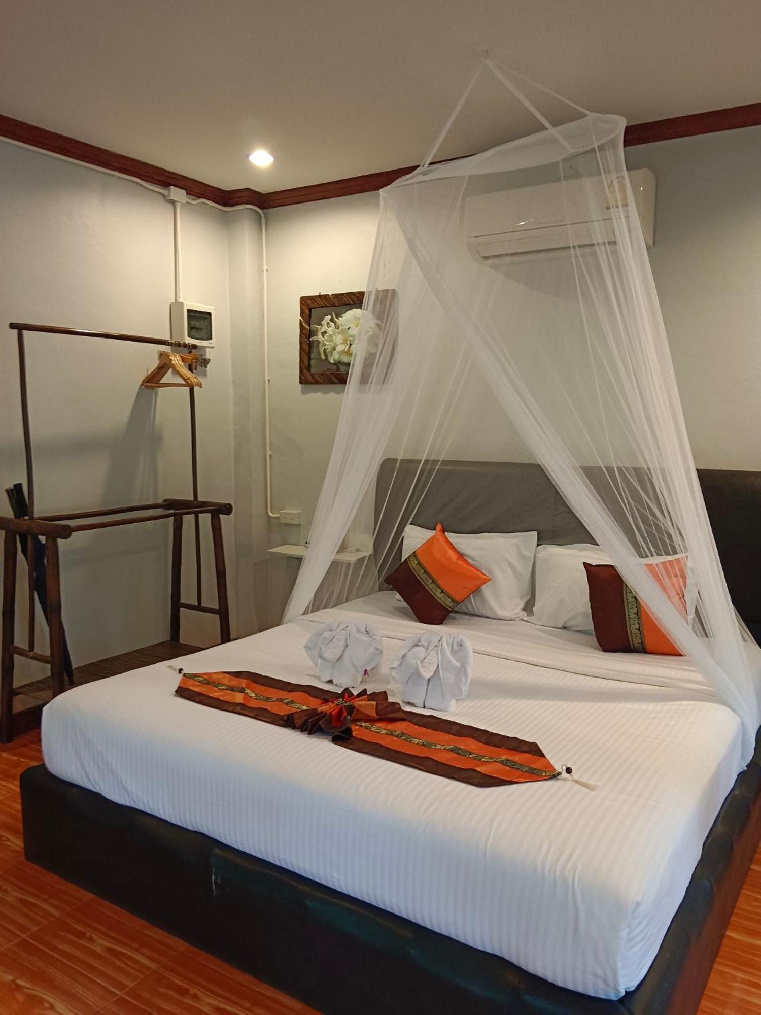 Khao Sok River & Jungle Bungalow Khao Sok National Park Room photo